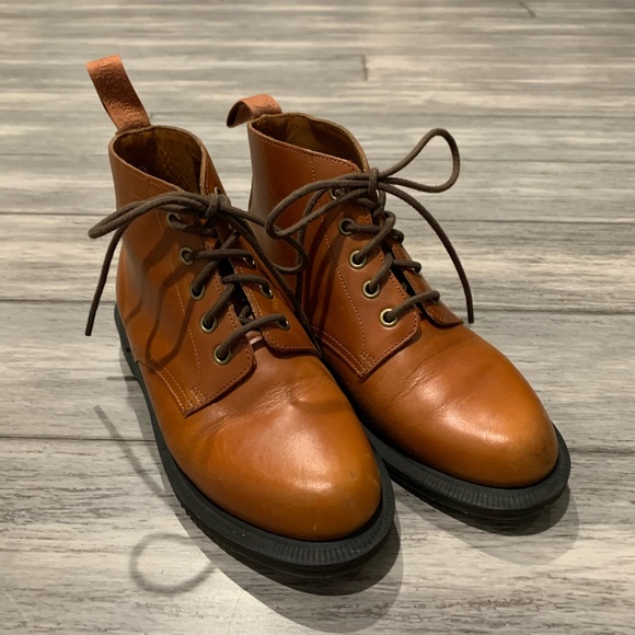 dr martens emmeline brown